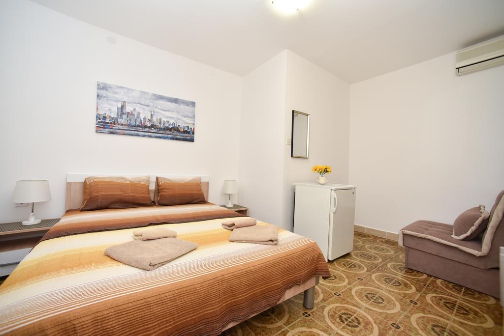 Mg Apartments And Rooms Budva Eksteriør bilde
